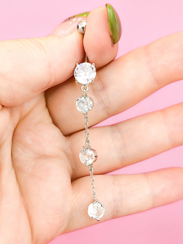 Piercing Long belly button ring with zircons on a chain