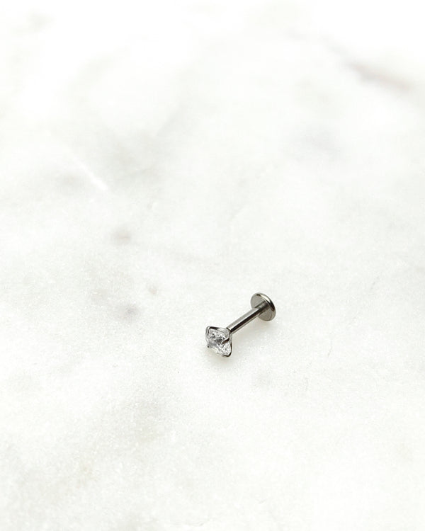 Tytanowy Kolczyk Piercing do Ucha Srebrny